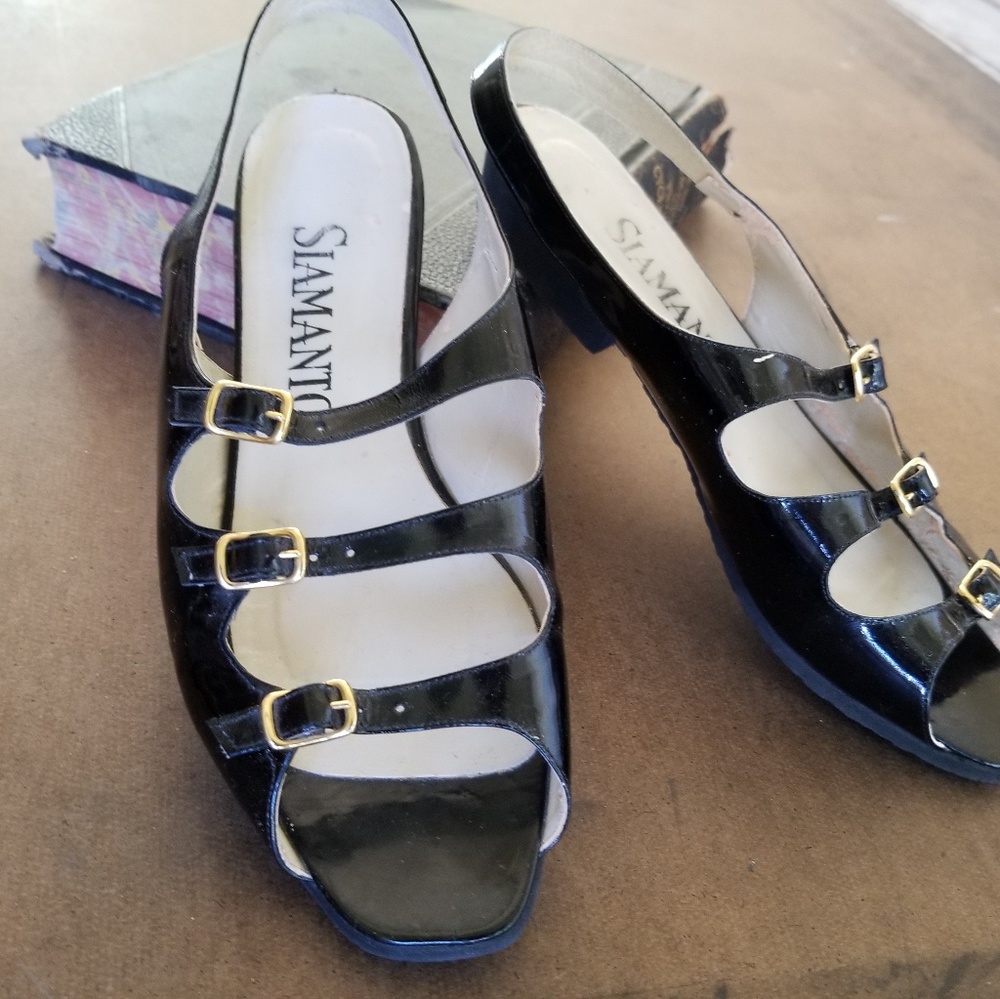 1960s vintage faux patent leather goth sandals